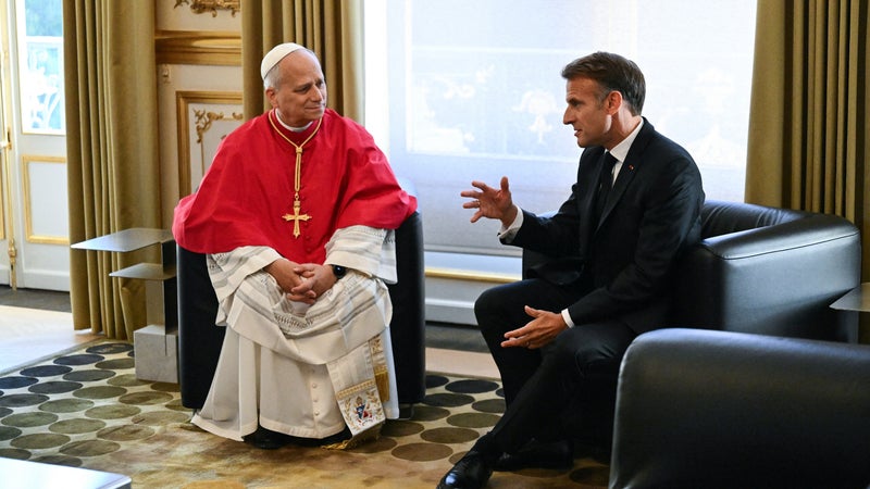 Visite du pape en France: Emmanuel Macron assistera à l'ultime messe célébrée par Léon XIV ce lundi à Metz