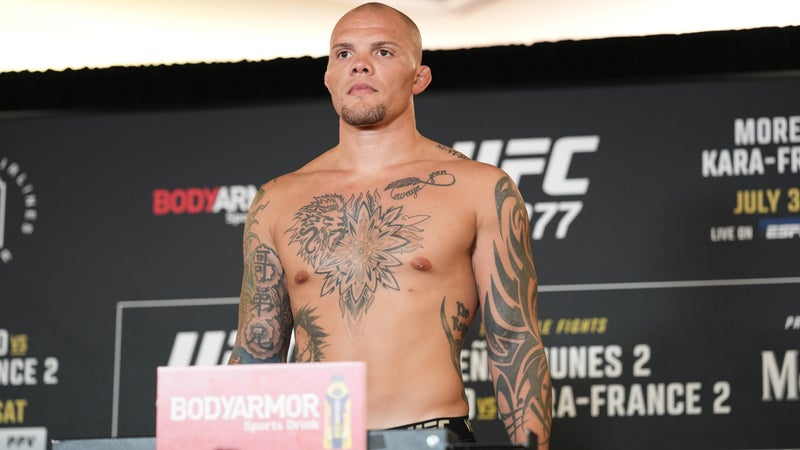 MMA: arrêté pour trois chefs d'accusation graves, l'ancien combattant UFC Anthony Smith risque plusieurs dizaines d'années de prison