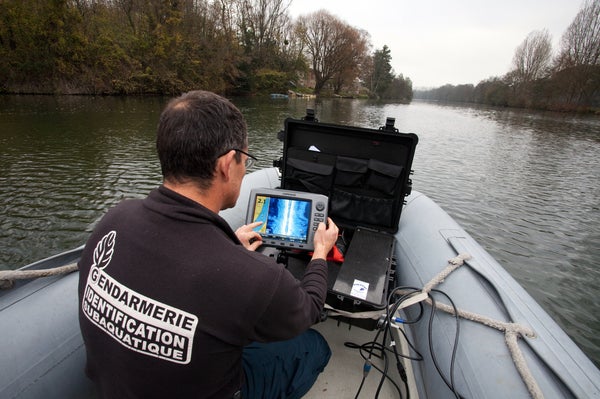 La gendarmerie sonde les eaux près de Boutiers-Saint-Trojan