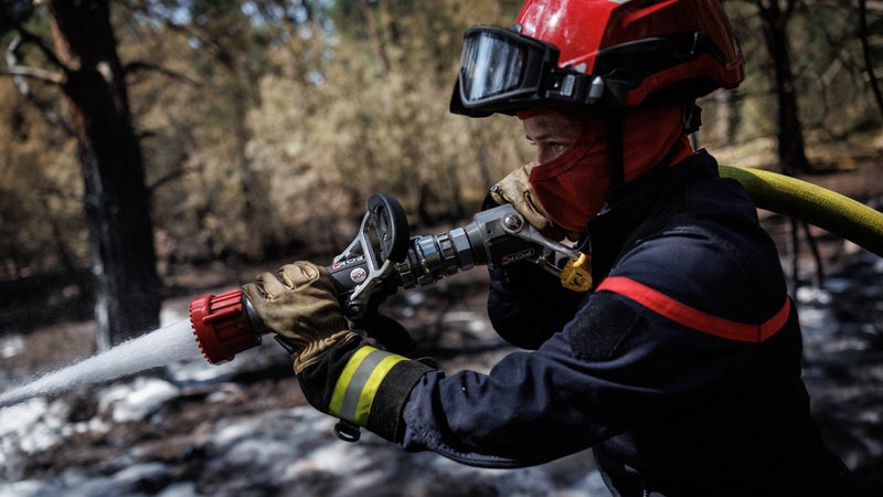 Charente-Maritime: une compétition entre pompiers dédiée au sauvetage