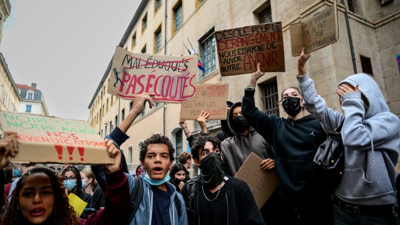 INFO RMC. Après les lycées, plusieurs collèges bloqués en Île-de-France ce lundi