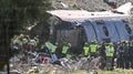 Les secours sur place après un grave accident de train à 150 km de Madrid, en Espagne, le 28 octobre 2026