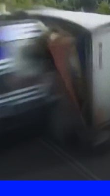 Un train a percuté un camion sur un passage à niveau en Pologne