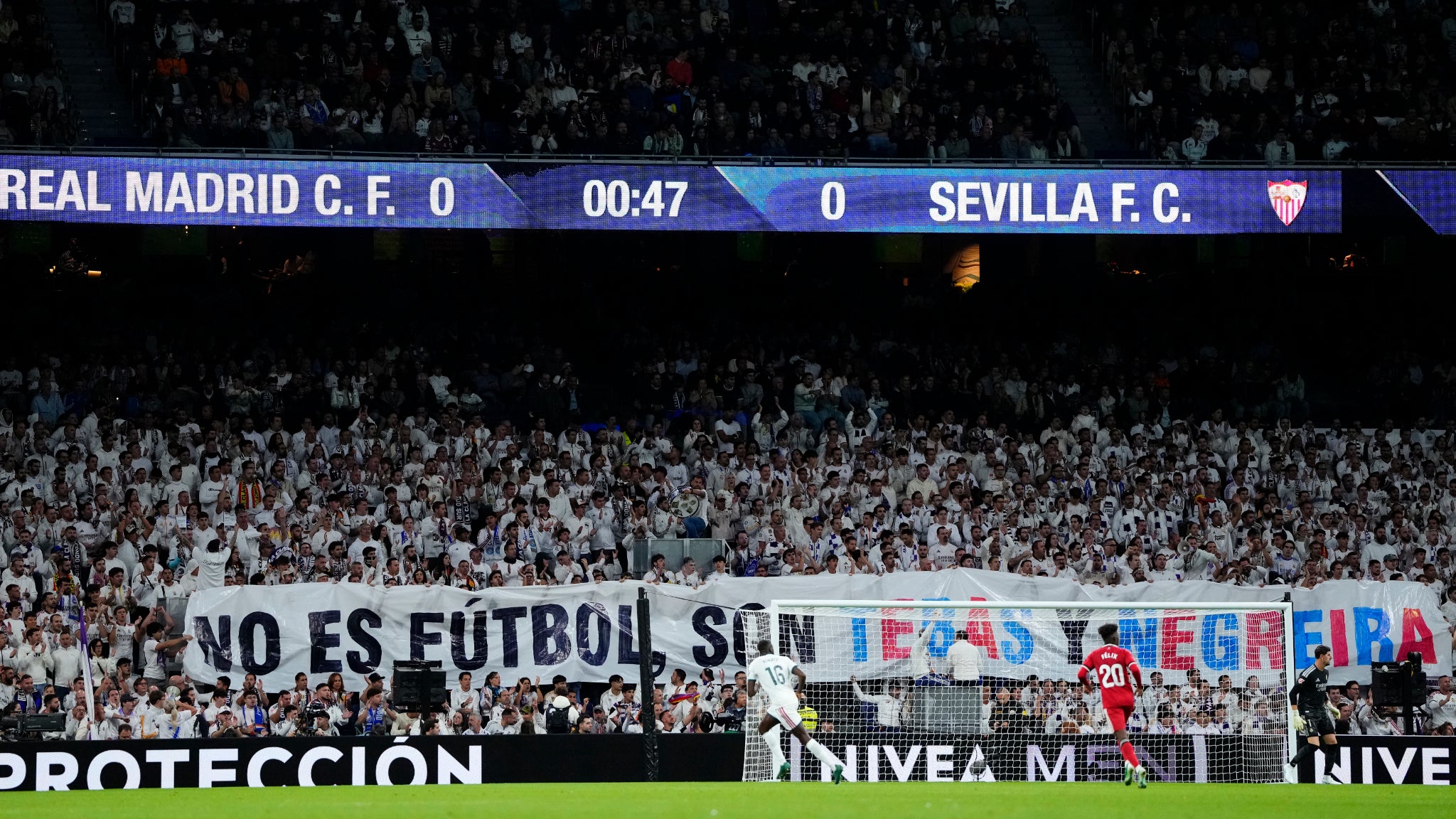 Real Madrid Fans Target Tebas and Barcelona with Banner
