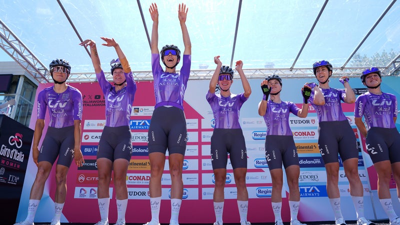 L Italienne Monica Trinca Colonel de l equipe Liv Alula Jayco lors de la 3e etape du Giro d Italia Womenle le 1er juin 2026 2326654