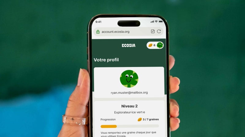 "Déçu par la qualité de Mistral", le moteur de recherche vert et allemand Ecosia abandonne la solution d'IA française au profit de modèles chinois