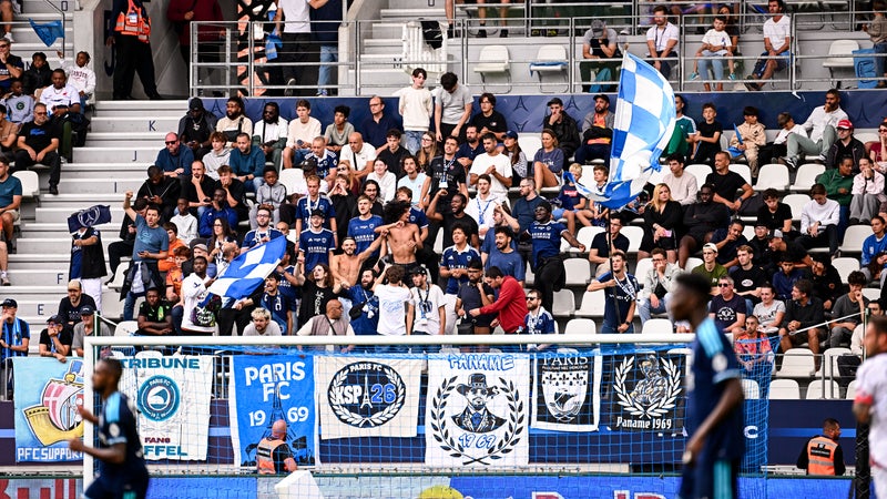 "100 personnes maximum", le Paris FC déplore le faible nombre de supporters acceptés dans le parcage du Vélodrome