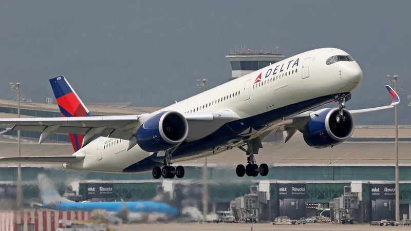 L'aéroport de Ryad est visé par des attaques des Houthis: Delta Air Lines repousse à mars 2027 son premier vol direct vers l'Arabie saoudite