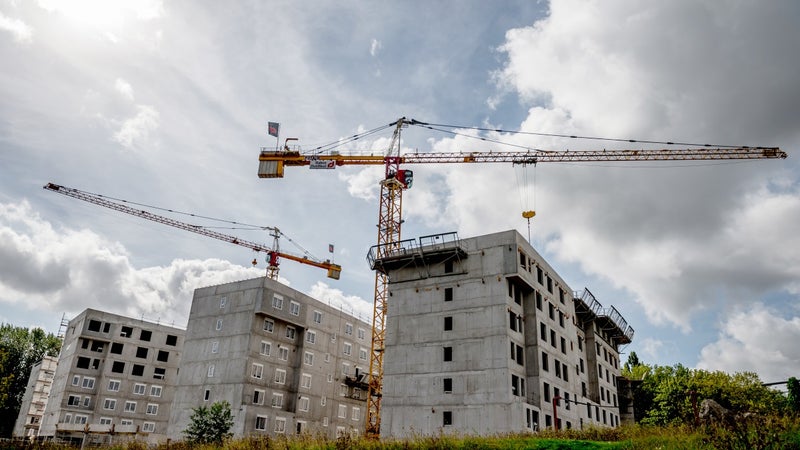 "Nous espérions 4.000 ventes par mois, nous ne sommes qu'à 200": le nouveau dispositif fiscal Jeanbrun fait un flop, l'immobilier neuf s'enfonce dans la crise