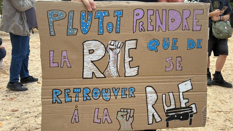 "Ça va nous précariser": les créatrices de contenus pour adultes mobilisées contre un article de la loi intégrale contre les violences sexuelles