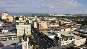 La ville d'East London, en Afrique du Sud, où vingt personnes ont été retrouvées mortes dans une boîte de nuit.