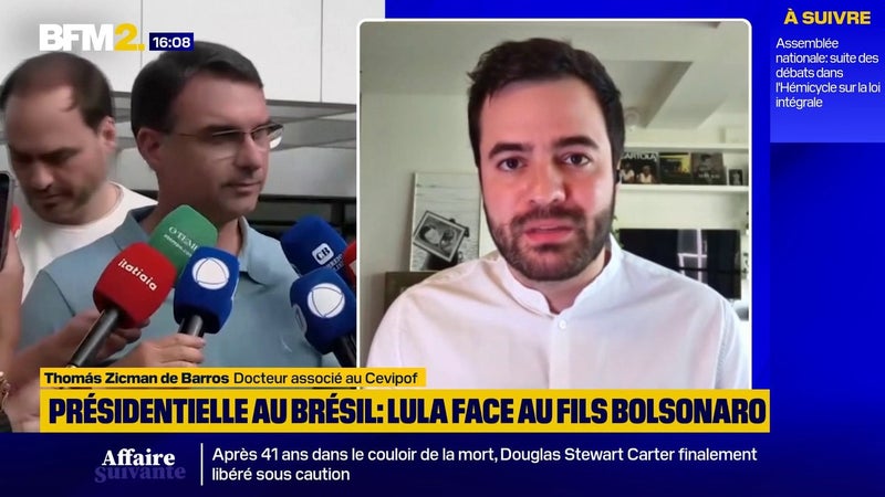 Présidentielle au Brésil: Flávio Bolsonaro, fils de l'ex-président, est devenu "le leader" de la droite et de l'extrême-droite