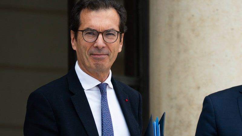 Les pères de familles nombreuses touchent plus que les mères à la retraite: le ministre du Travail envisage de revoir la majoration de 10% pour les pères de 3 enfants et plus