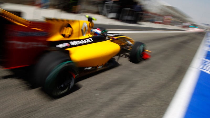 Renault dit adieu à près de 50 ans d'histoire en Formule 1: le constructeur vend son usine mythique de moteurs de Viry-Châtillon