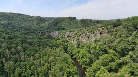 Rocher du Hérou, en Belgique, où est morte la jeune femme (image d'illustration)