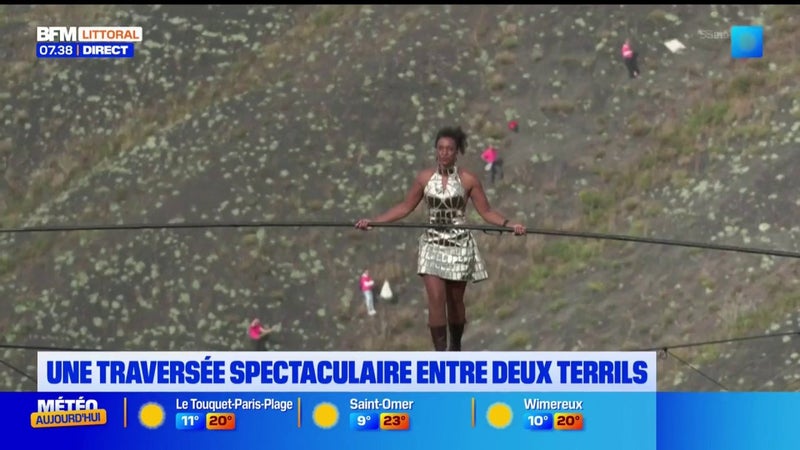 L'image du week-end : la traversée d'une funambule dans le bassin minier