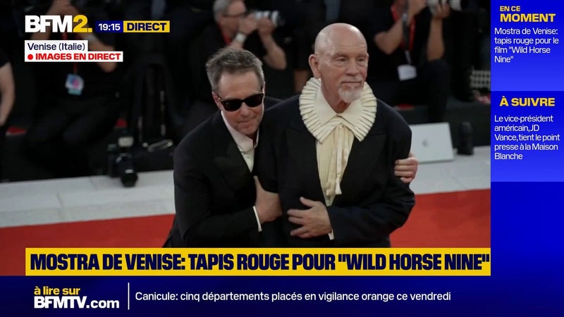 Mostra de Venise: Sam Rockwell et John Malkovich sur le tapis rouge du film "Wild Horse Nine"