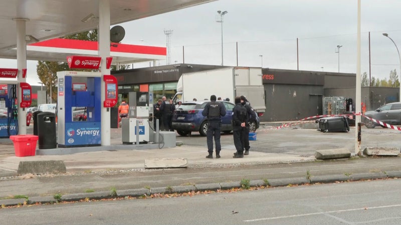 Attentat raciste à Trappes: l'image de l'assaillant captée par une caméra de vidéosurveillance d'une station-service