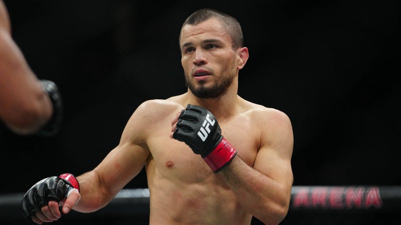 DIRECT. UFC Shanghai: suivez en live la carte complète avec les combats Umar Numagomedov-Song Yadong et Xiaonan-Gomes