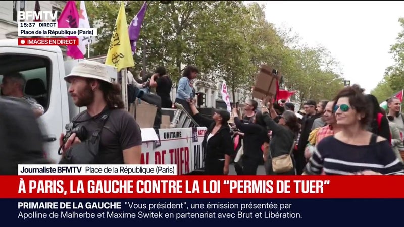 Plusieurs milliers de personnes défilent à paris contre la loi "RIPOST", proposition de loi sur la présomption d'usage légitime des armes par les forces de l'ordre, qui revient, selon ses détracteurs, à "un permis de tuer"