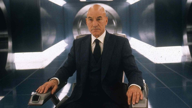 Hugh Jackman, Kyle MacLachlan, Ian McKellen... le monde du cinéma pleure la mort de Patrick Stewart