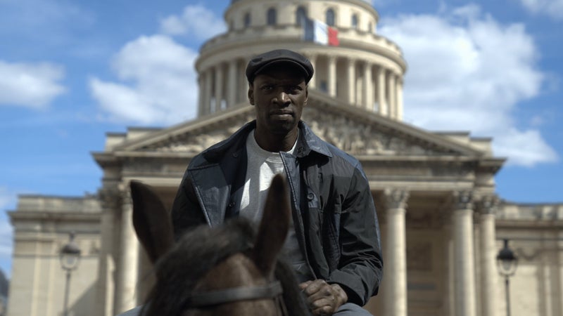 "Lupin" sur Netflix: premiers clichés de la saison 4 avec Omar Sy