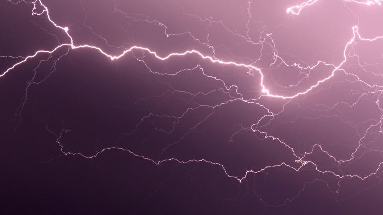 Orages et pluie-inondation: les départements du Gard et de l'Hérault placés en vigilance orange lundi