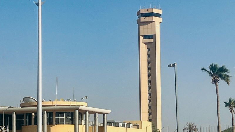 Les Houthis du Yémen revendiquent plusieurs frappes contre l'aéroport de Ryad et des infrastructures énergétiques saoudiennes