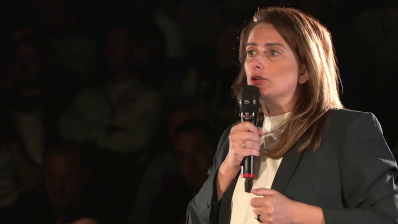 Présidentielle: Marine Tondelier assure qu'elle "donnera la priorité à son bébé" mais qu'elle "ne compte pas" mettre sa campagne en pause pendant quatre mois