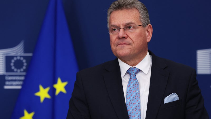 Les importations chinoises en Europe augmentent à un rythme inquiétant: Bruxelles accélère les négociations avec Pékin pour réduire son déficit commercial qui dépasse le milliard d'euros par jour