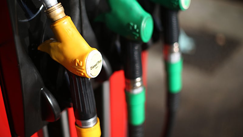 Les prix des carburants poursuivent leur hausse: le gazole tutoie les 2,41 euros le litre en moyenne ce dimanche en France