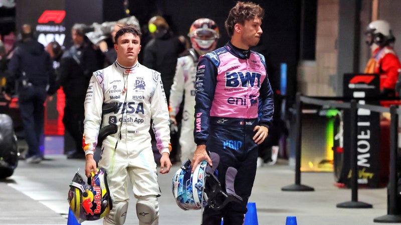 Pierre Gasly et Isack Hadjar lors du Grand Prix de Las Vegas 2025 le 21 novembre 2025 2342518