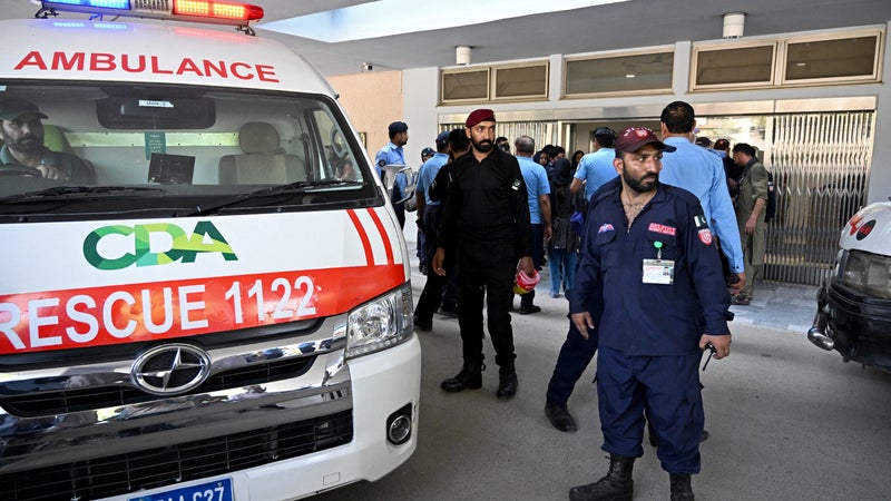 14 enfants meurent dans l'incendie du service infantile d'un hôpital d'Islamabad, au Pakistan