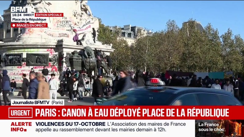 Journée du 17-octobre: au lendemain des manifestations, des personnes se sont rassemblées ce dimanche place de la République à Paris