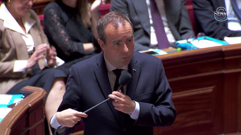DIRECT. Colère sociale: le gouvernement interrogé au Sénat sur les violences du 17 octobre