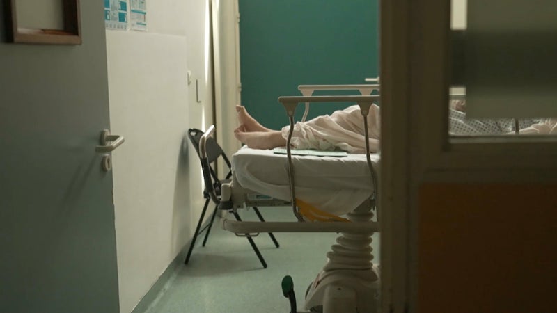 Surmortalité inédite à cause de la canicule de juin: "A l'hôpital, on a appris du Covid, on a appris à gérer la crise"