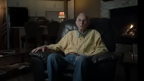 Lionel Dahmer, père du tueur en série Jeffrey Dahmer, dans le documentaire "Mind of a Monster", diffusé sur Prime Vidéo en 2020.