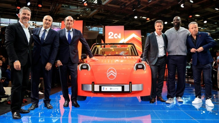 Technologies chinoises et fabrication en Italie? La 2CV était une icône du "made in France", sa version électrique fait déjà polémique