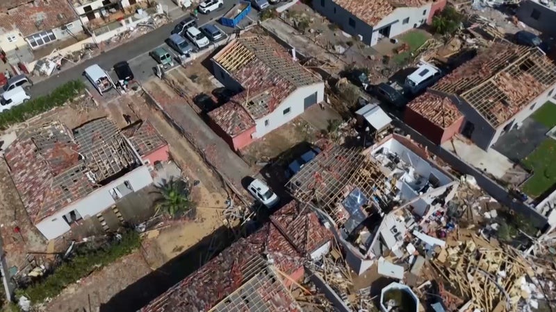 Tornade dans l'Aude: les images du village dévasté de Pomas vu du ciel