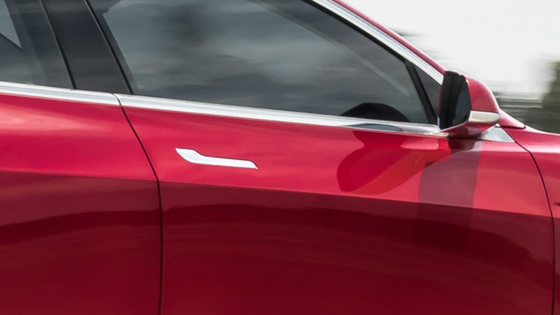 Un méga-rappel en Chine mais rien en Europe pour le moment: où en est la réglementation sur les poignées de Tesla et d'autres voitures électriques?