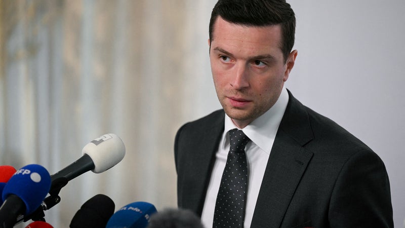 DIRECT. "Après le 7 octobre 2023, j'ai marché dans les rues de Paris, pas lui": Jordan Bardella répond à Emmanuel Macron sur l'antisémitisme