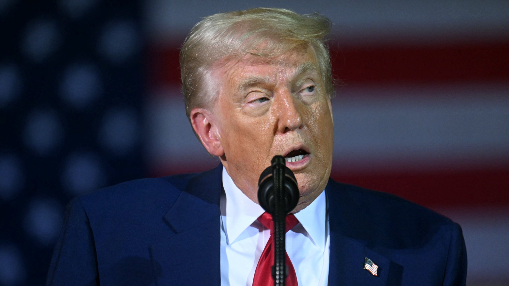 Donald Trump va organiser un d&eacute;fil&eacute; militaire le 14 juin, co&iuml;ncidant avec son anniversaire
