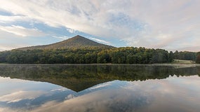 Lac dans l'Etat de Virginie, aux Etats-Unis