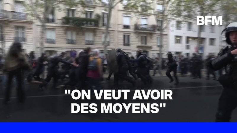 Mobilisation lycéenne: des manifestants chargés par des CRS après un ordre de dispersion