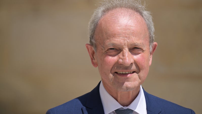 "Je n'ai pas eu de réponse": ce député de Côte-d'Or écrit à Matignon pour devenir ministre de la Ruralité