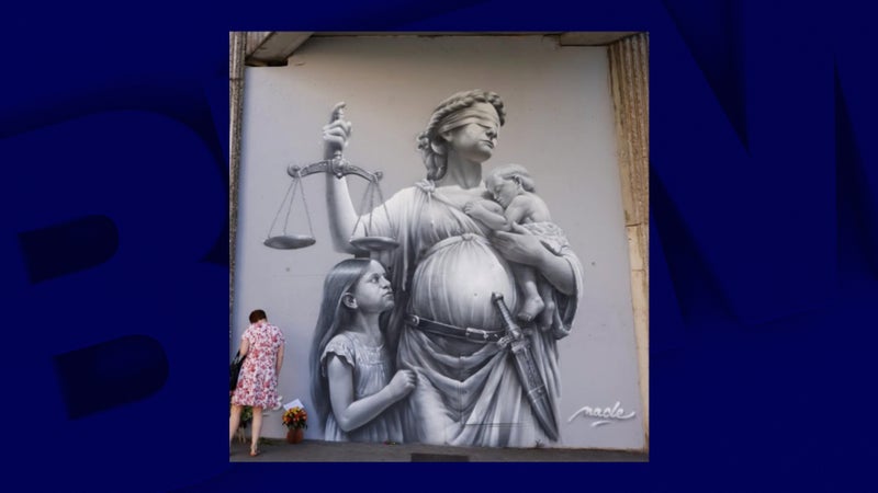 Besançon: une fresque contre "le permis de tuer" des policiers recouverte par la mairie