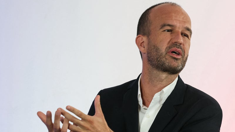 "L'hypothèse est sur la table": Manuel Bompard n'exclut pas de déposer une motion de censure contre le gouvernement sur la mobilisation des lycéens