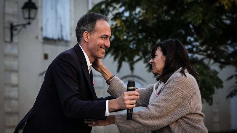 DIRECT. Présidentielle 2027: Anne Hidalgo annonce qu'elle votera pour Raphaël Glucksmann à la primaire de la gauche
