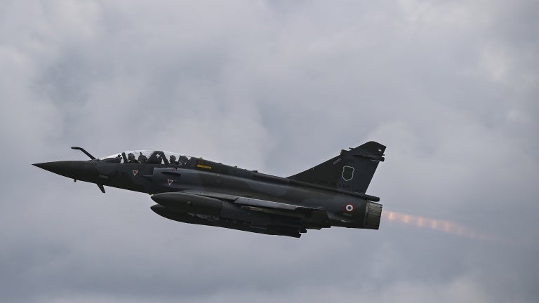 Profil des pilotes, conditions météo... Ce que l'on sait sur le crash d'un avion Mirage 2000 en Meurthe-et-Moselle qui a fait au moins un mort
