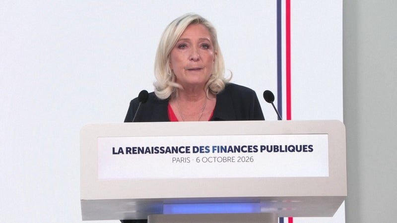 Départ à 60 ou 62 ans, nombre d'annuités, 20 milliards d'économies: Marine Le Pen présentera "de manière extrêmement précise" sa réforme des retraites le 17 novembre